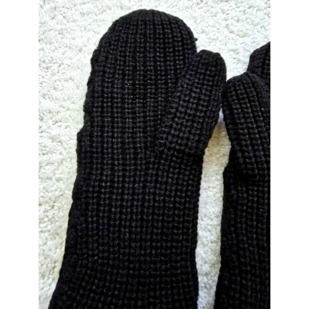 Vintage 1970s Crochet Mittens Women Colorful Floral Black‎ Knit Winter Gloves